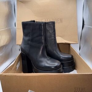 Steve Madden Black Heeled Boots